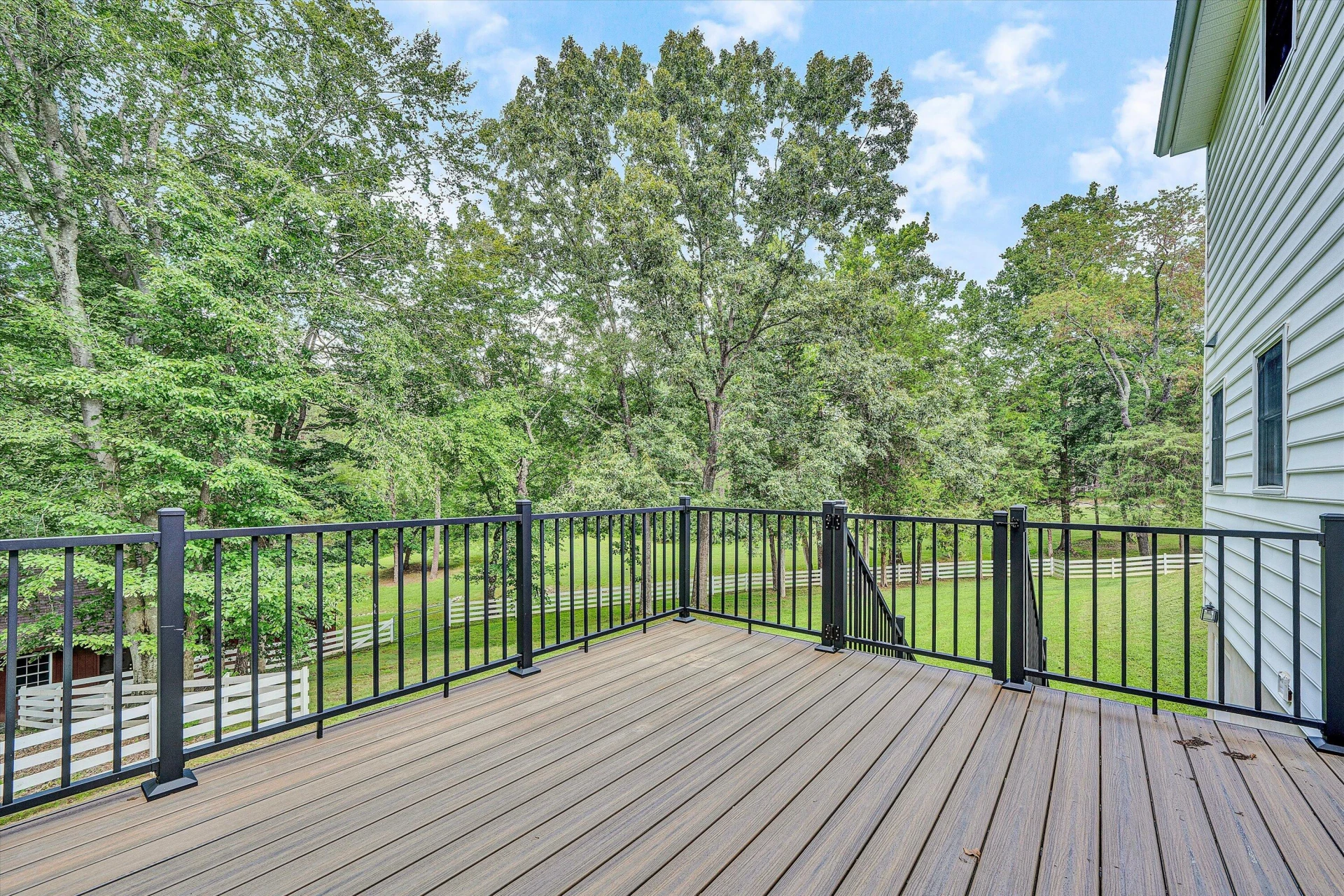 1382 Deer Creek DR - Photo 30