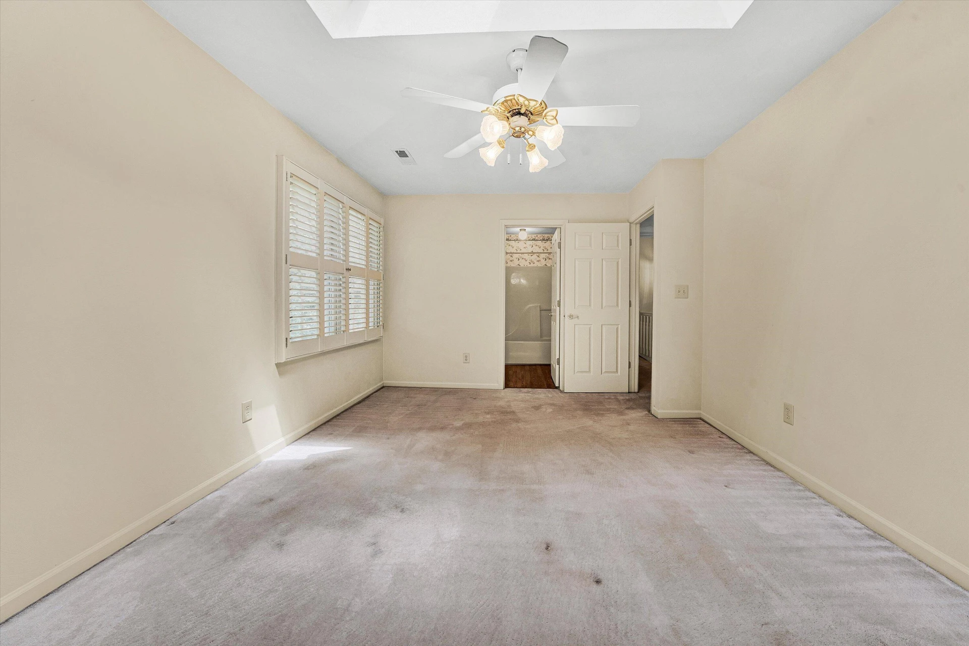 1382 Deer Creek DR - Photo 38