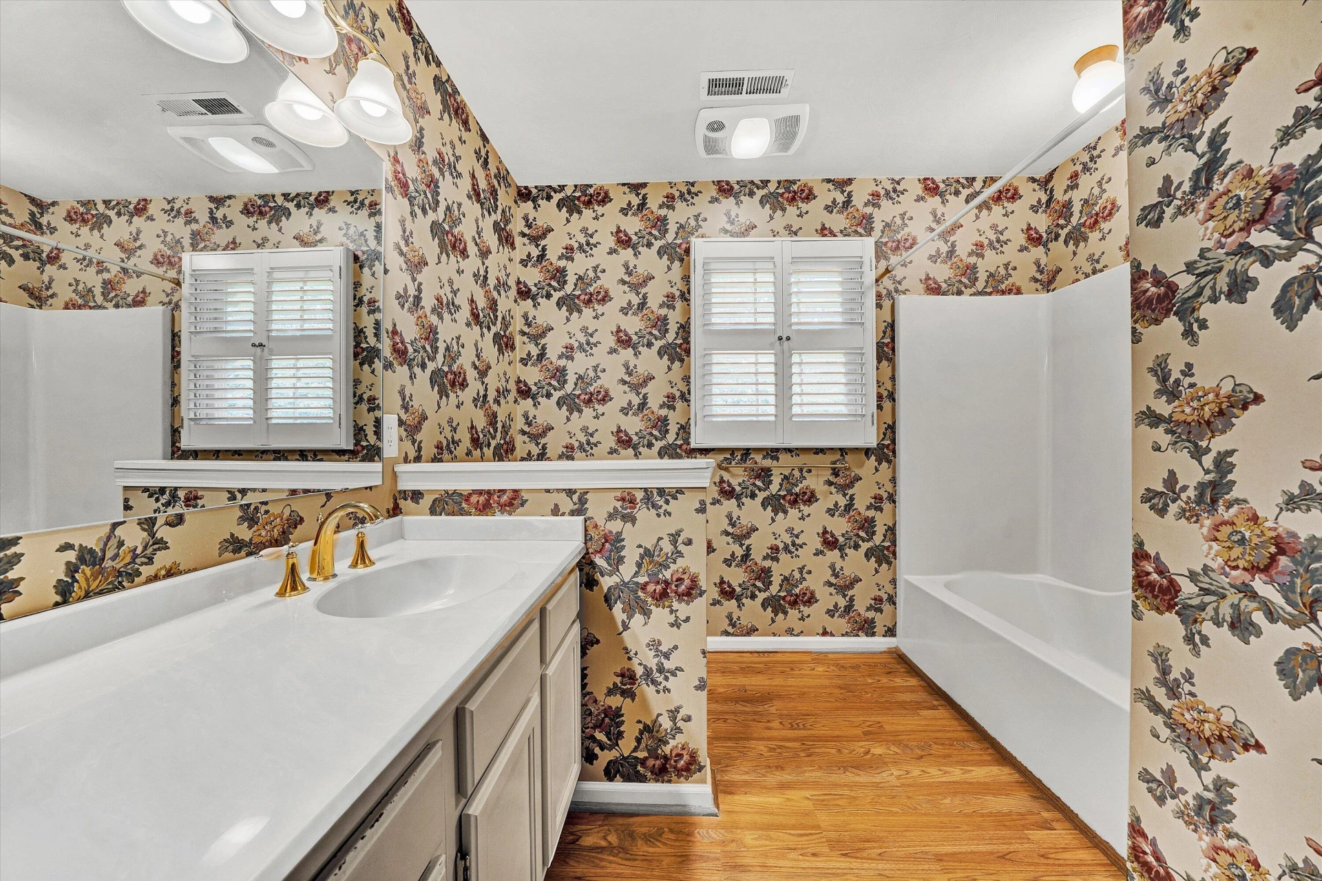 1382 Deer Creek DR - Photo 44