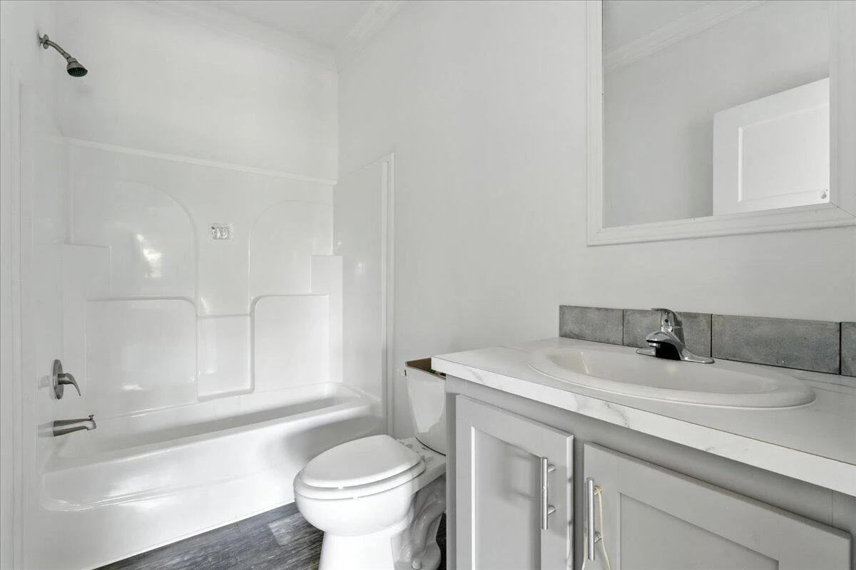 1546 Huntington DR - Photo 12