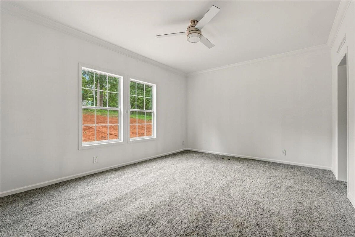 1546 Huntington DR - Photo 19
