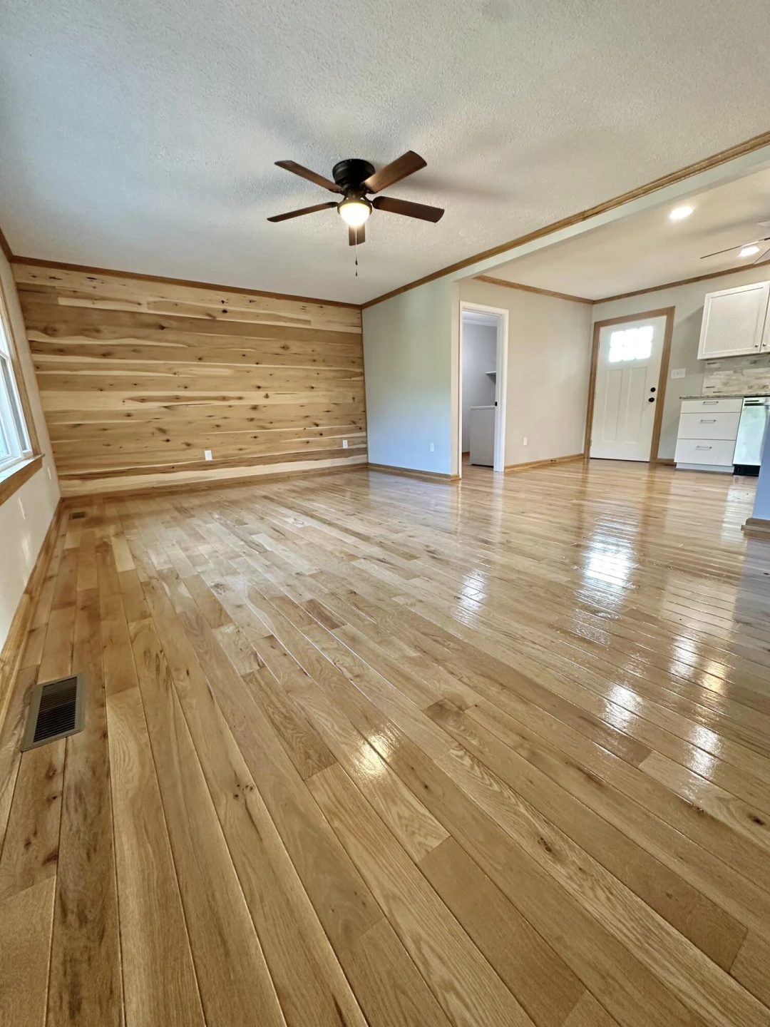 1405 Madison AVE - Photo 6