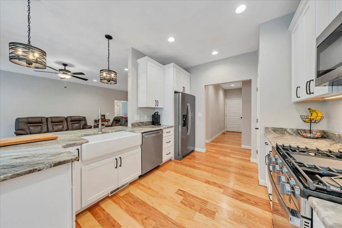 447 Hollymeade LN - Photo 33