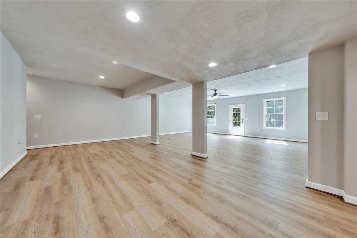447 Hollymeade LN - Photo 53