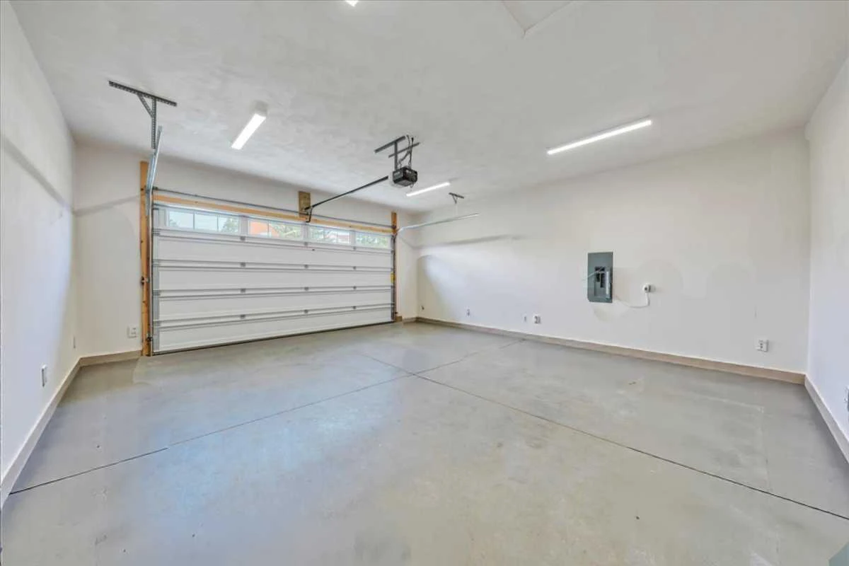 447 Hollymeade LN - Photo 61