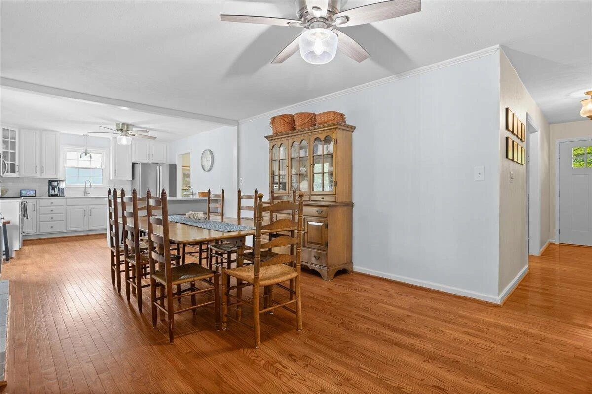 443 Ingal BLVD - Photo 16