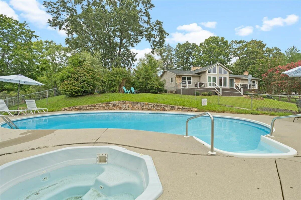 443 Ingal BLVD - Photo 19
