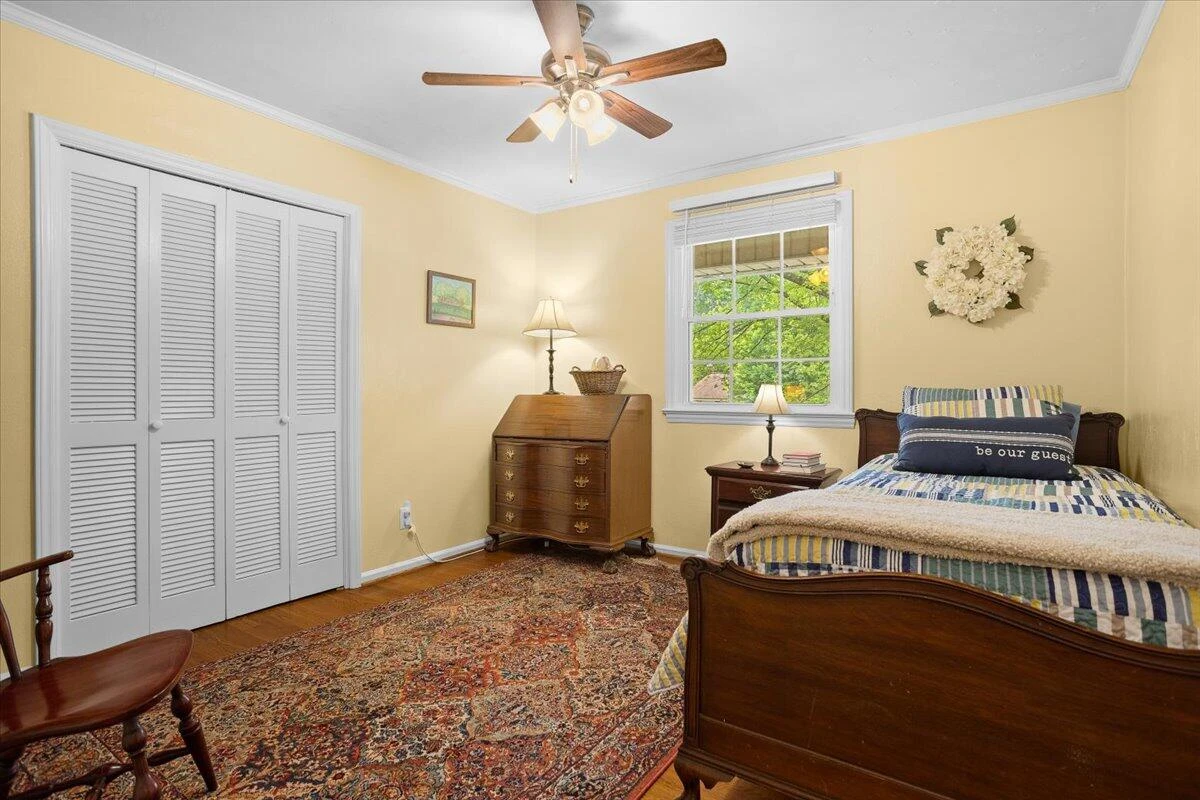 443 Ingal BLVD - Photo 30