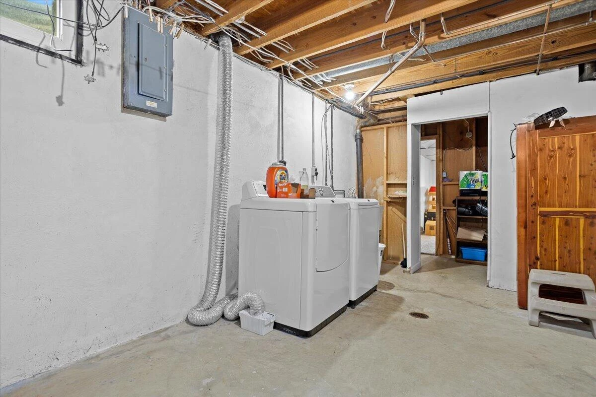 443 Ingal BLVD - Photo 39