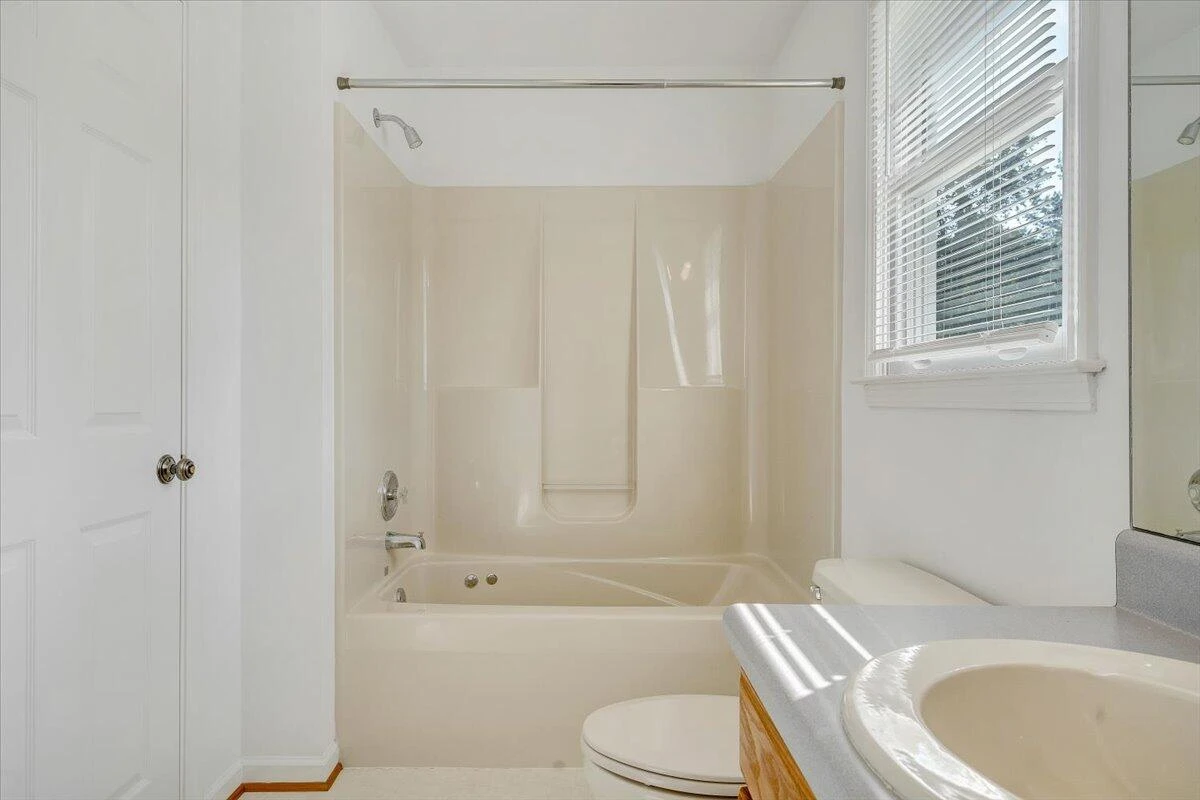7093 Old Fincastle RD - Photo 26