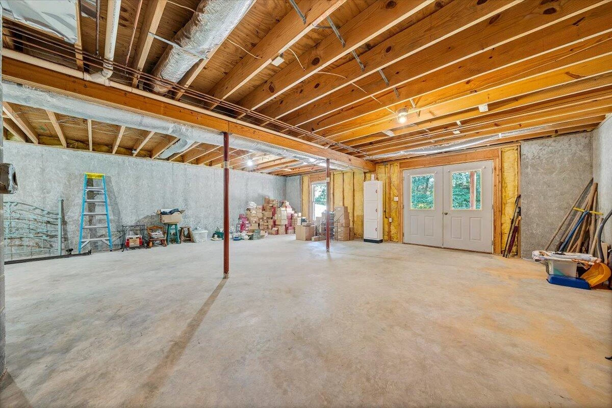7093 Old Fincastle RD - Photo 31