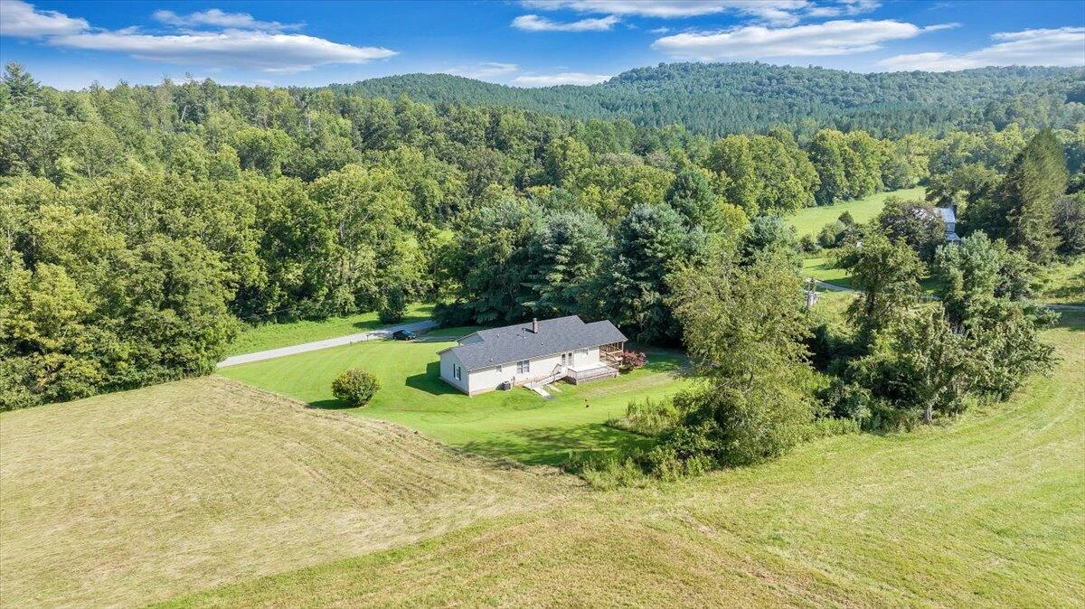 7093 Old Fincastle RD - Photo 60
