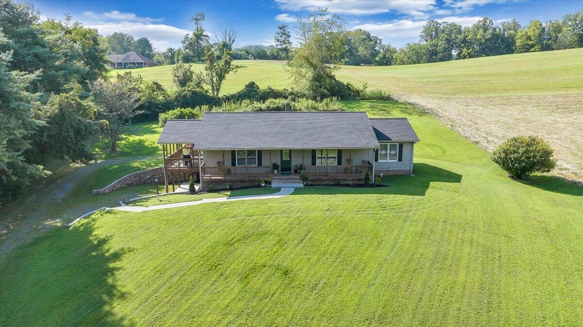 7093 Old Fincastle RD - Photo 64