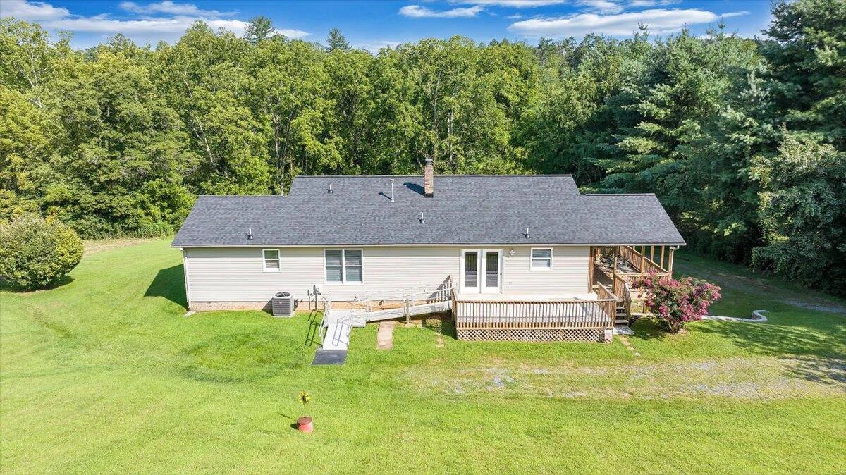 7093 Old Fincastle RD - Photo 70