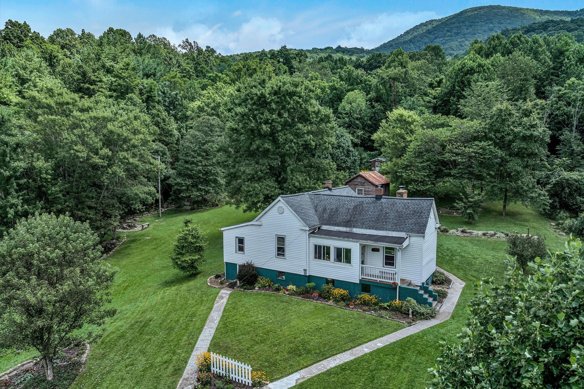 12931 Catawba RD