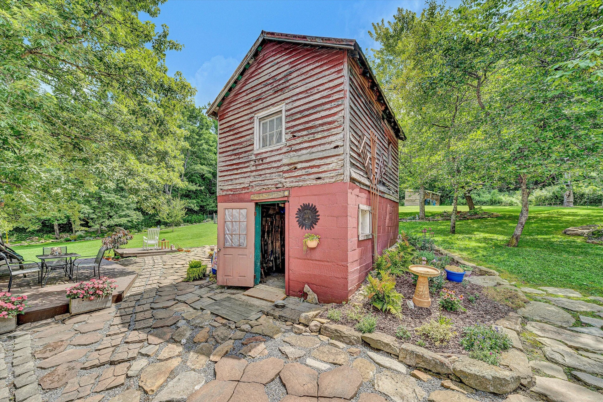 12931 Catawba RD - Photo 36