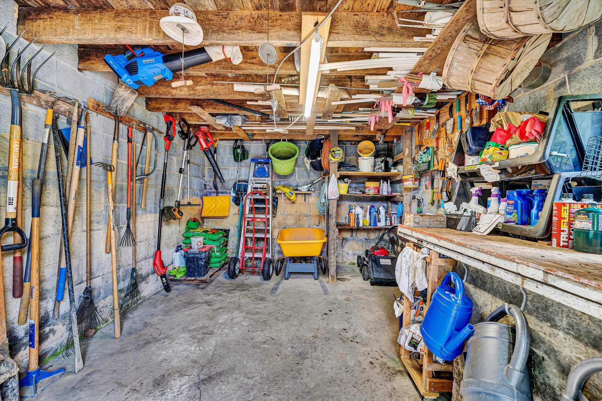 12931 Catawba RD - Photo 37