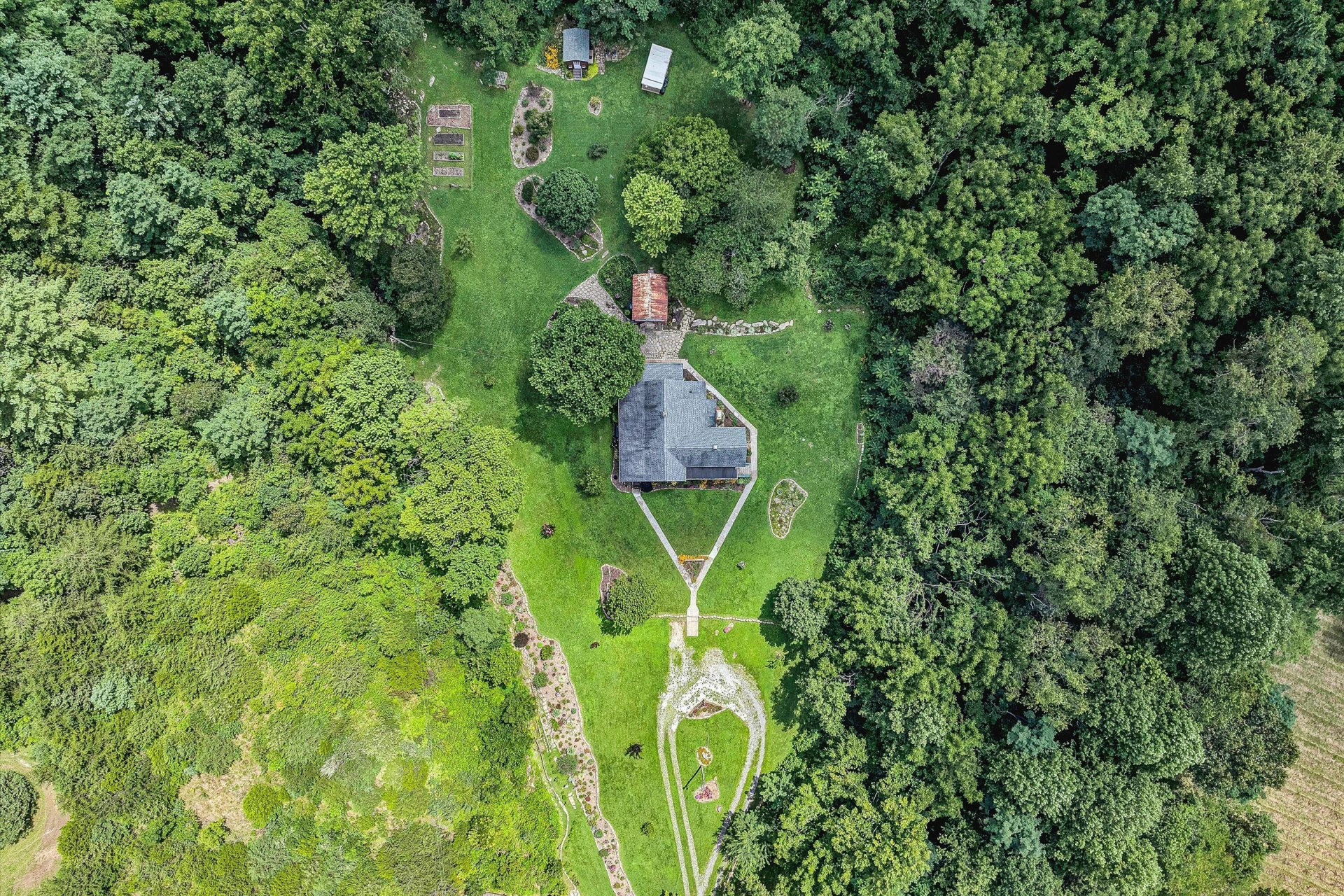 12931 Catawba RD - Photo 4