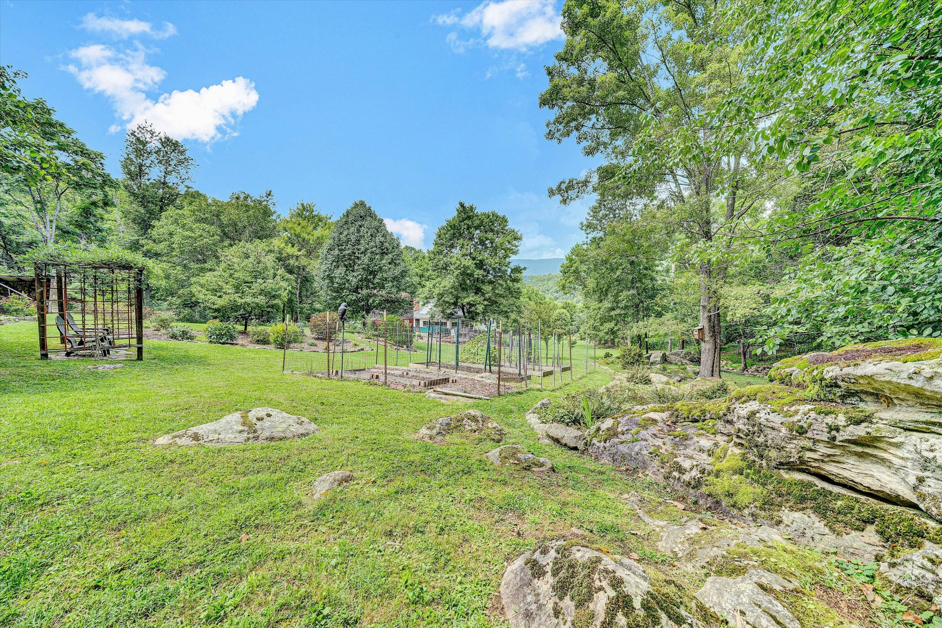 12931 Catawba RD - Photo 56