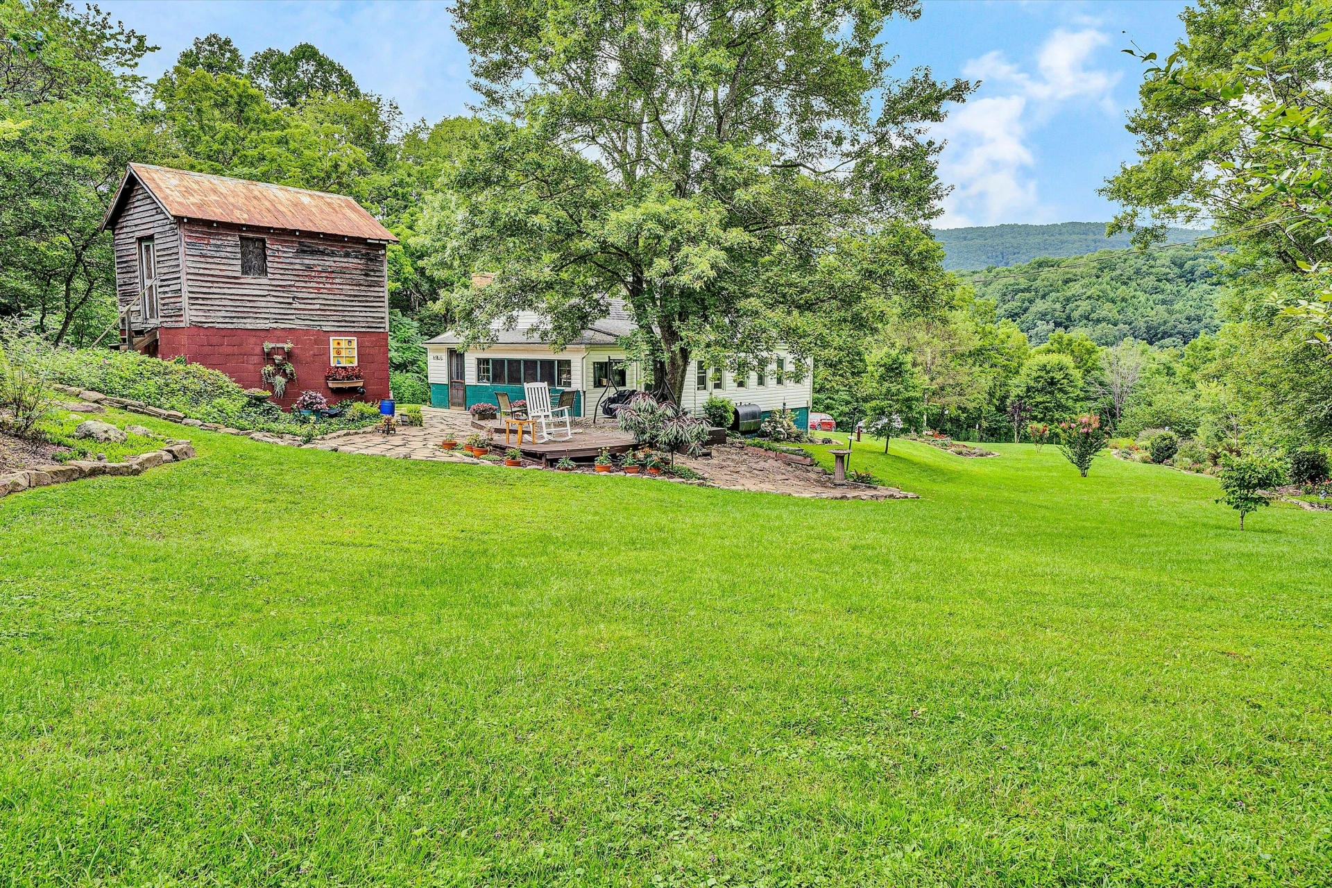 12931 Catawba RD - Photo 68
