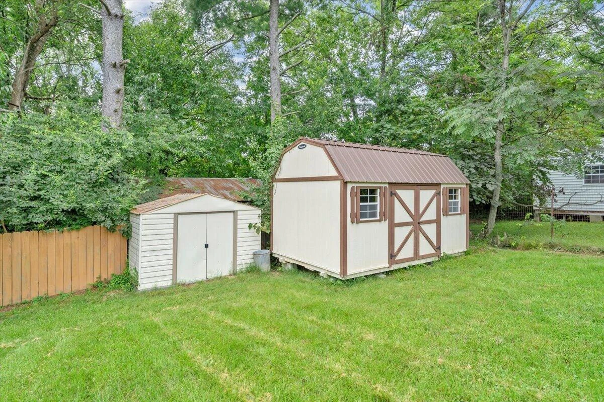 6316 Greenway DR - Photo 47