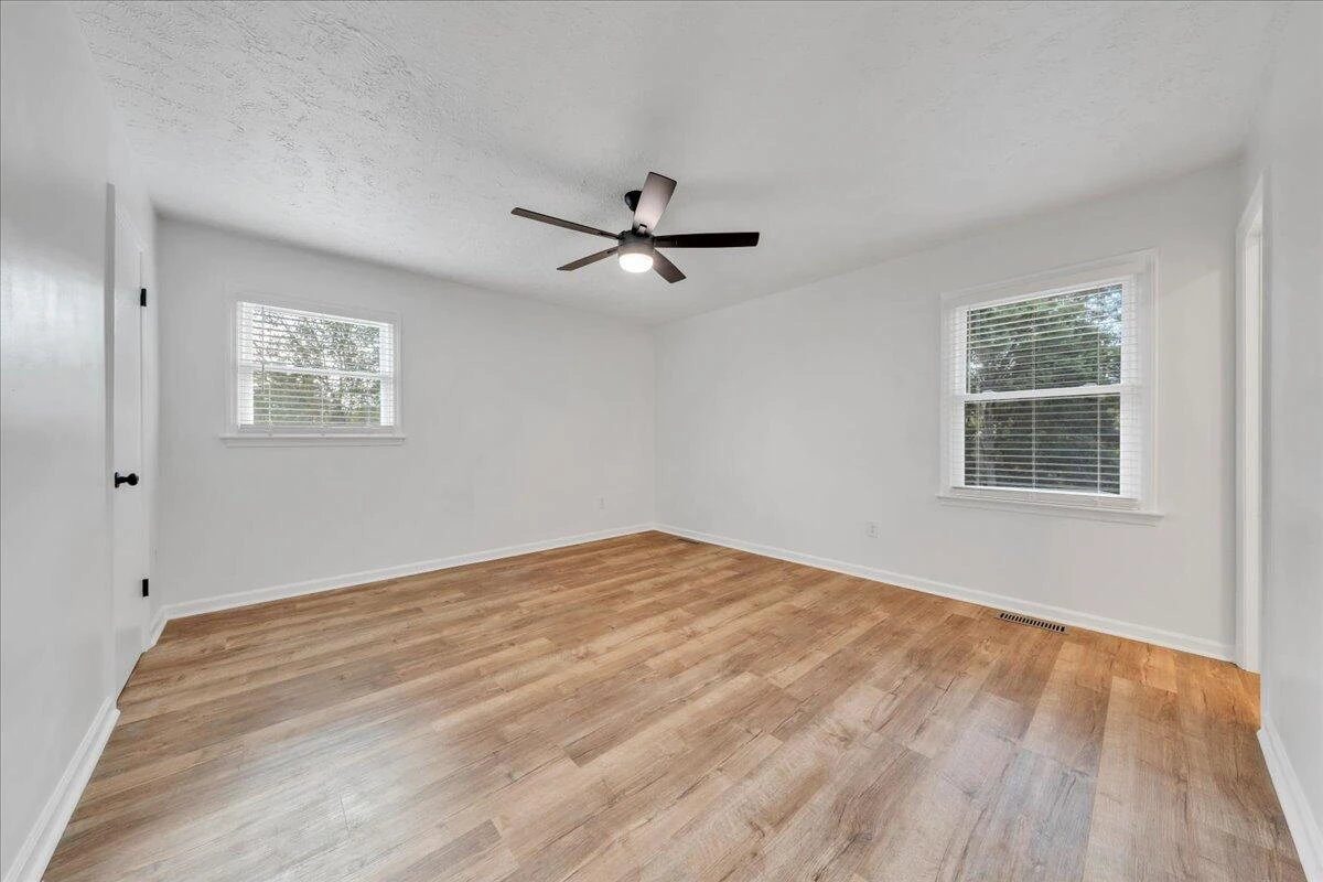 427 Farmington RD - Photo 19