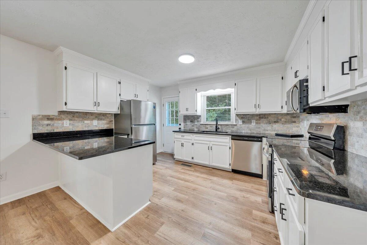 427 Farmington RD - Photo 12