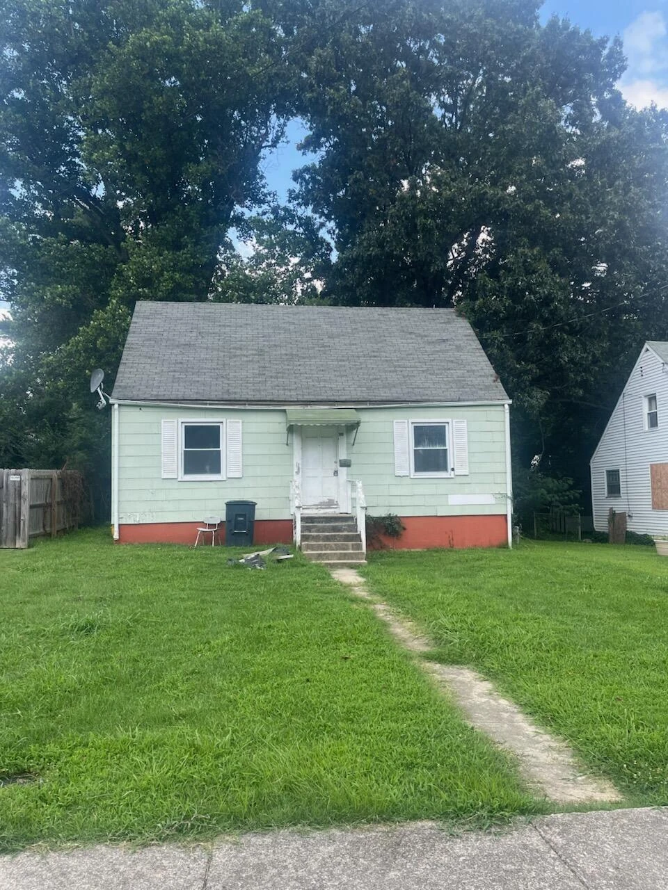 110 Clover AVE NE