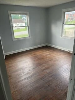 110 Clover AVE NE - Photo 10