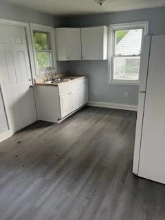 110 Clover AVE NE - Photo 9