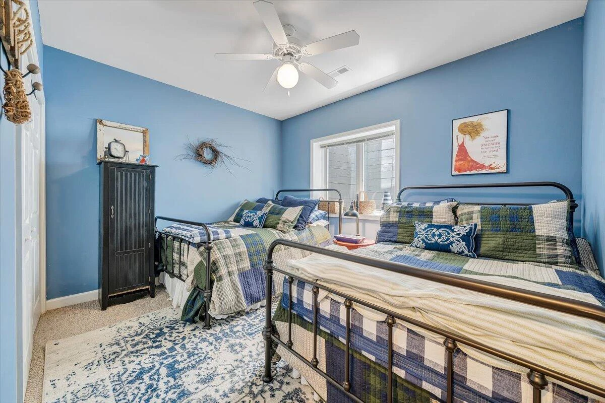 1209 Mariners Way #69 - Photo 32