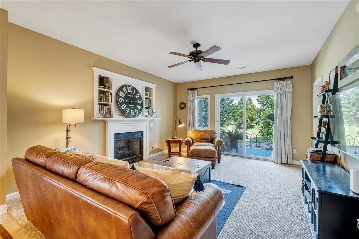 1209 Mariners Way #69 - Photo 4