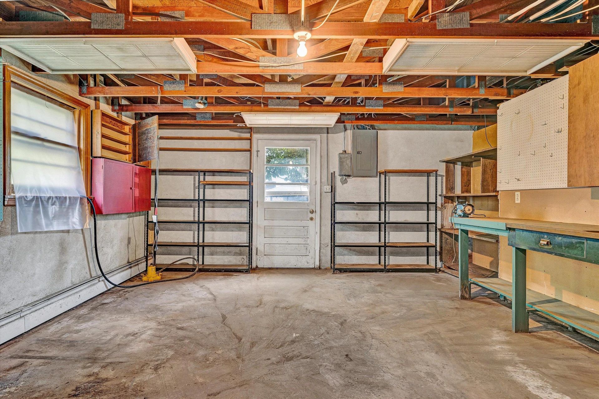 6727 Northway DR - Photo 46