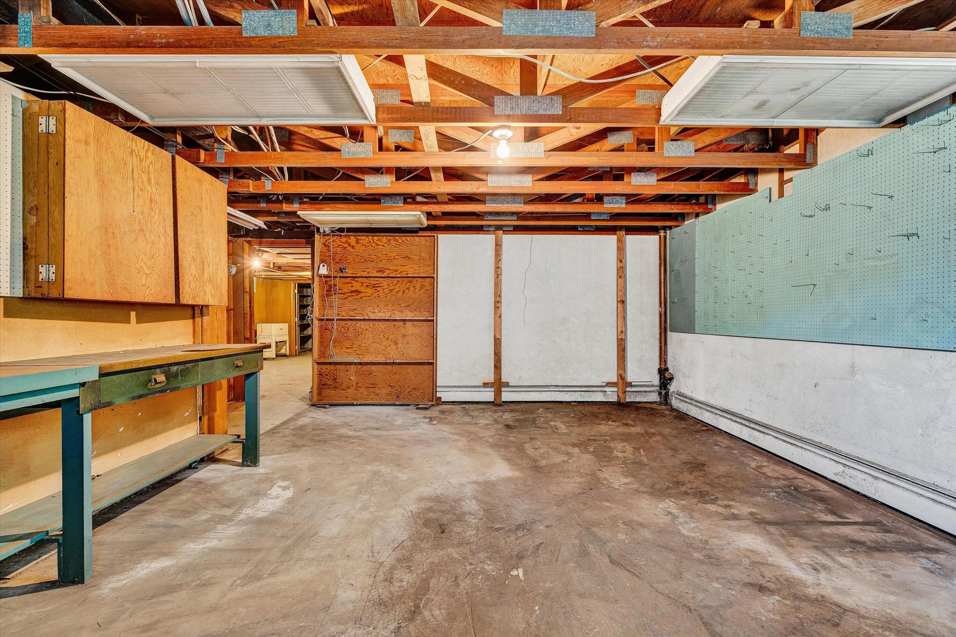 6727 Northway DR - Photo 47