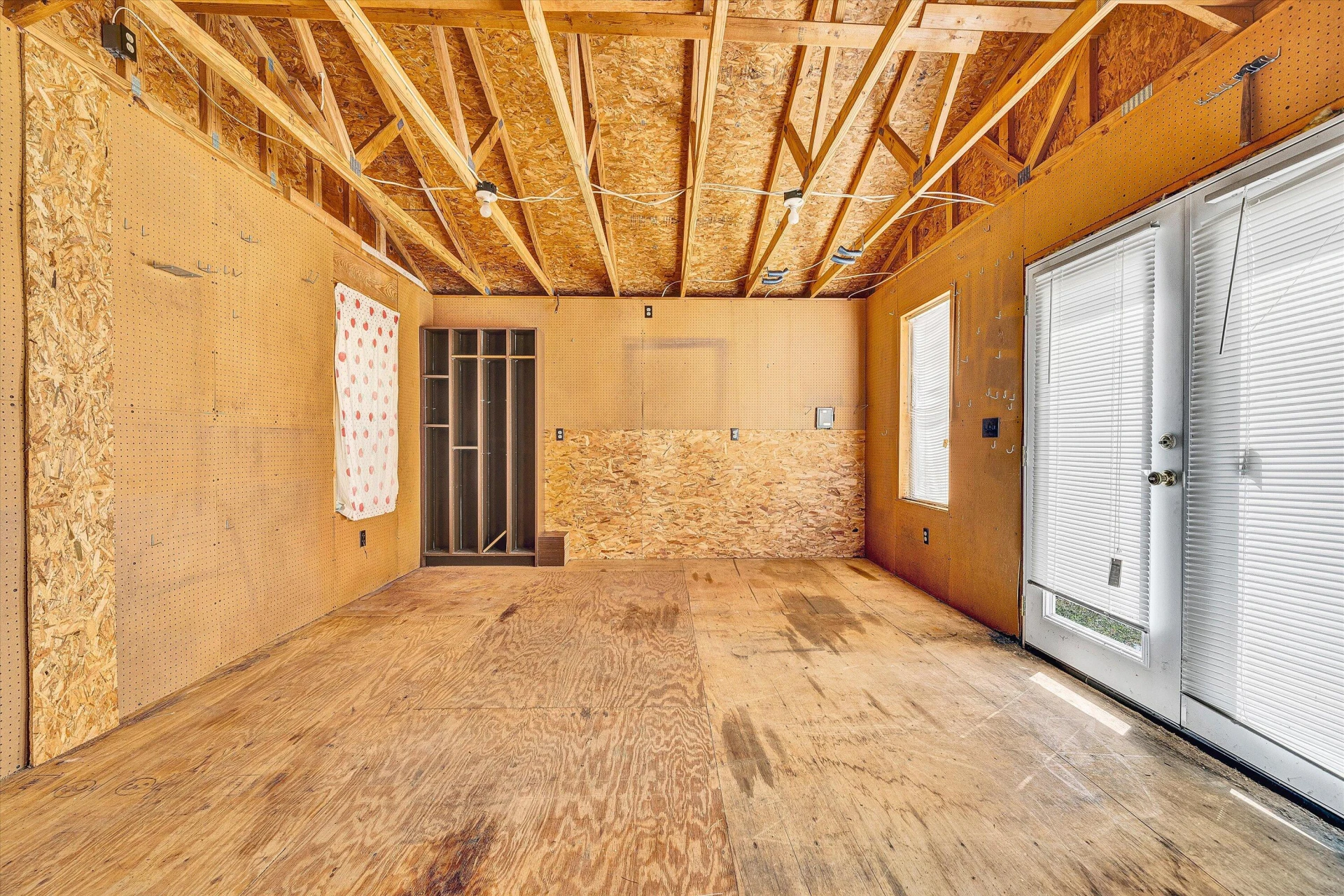 6727 Northway DR - Photo 51