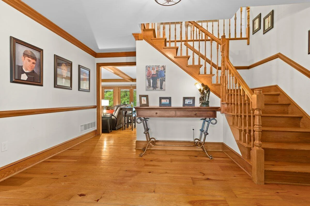 2817 Gleneagles RD - Photo 19
