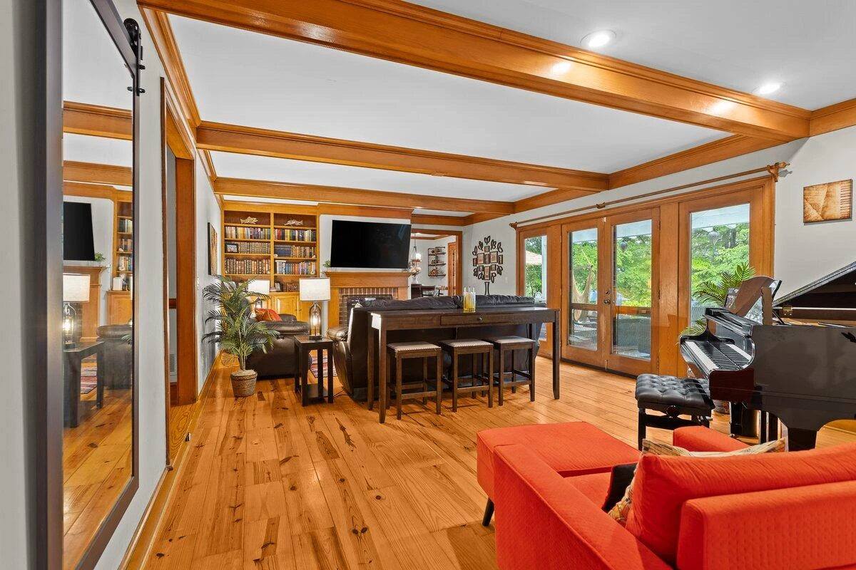 2817 Gleneagles RD - Photo 33