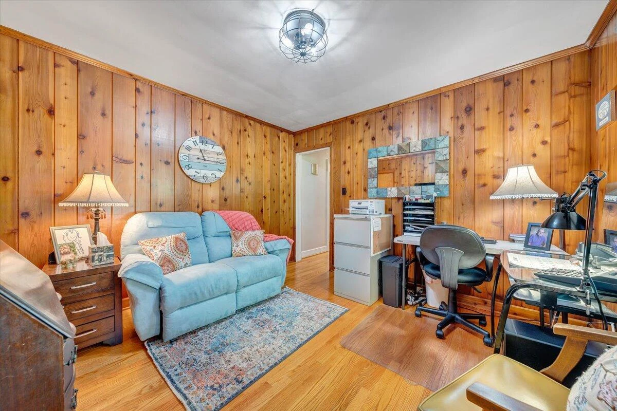 2739 Grandin RD SW - Photo 19