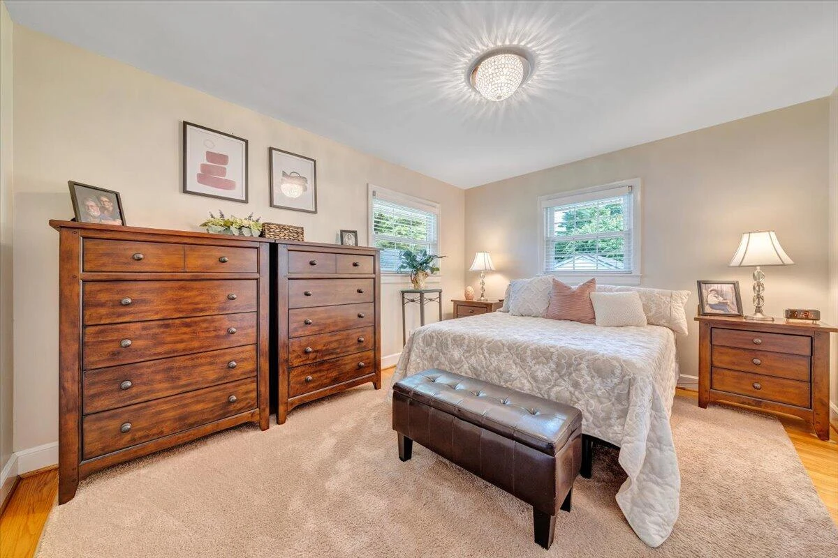 2739 Grandin RD SW - Photo 22