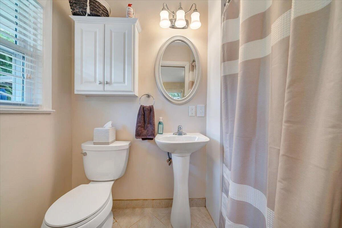 2739 Grandin RD SW - Photo 25