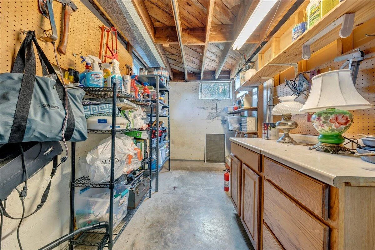2739 Grandin RD SW - Photo 39