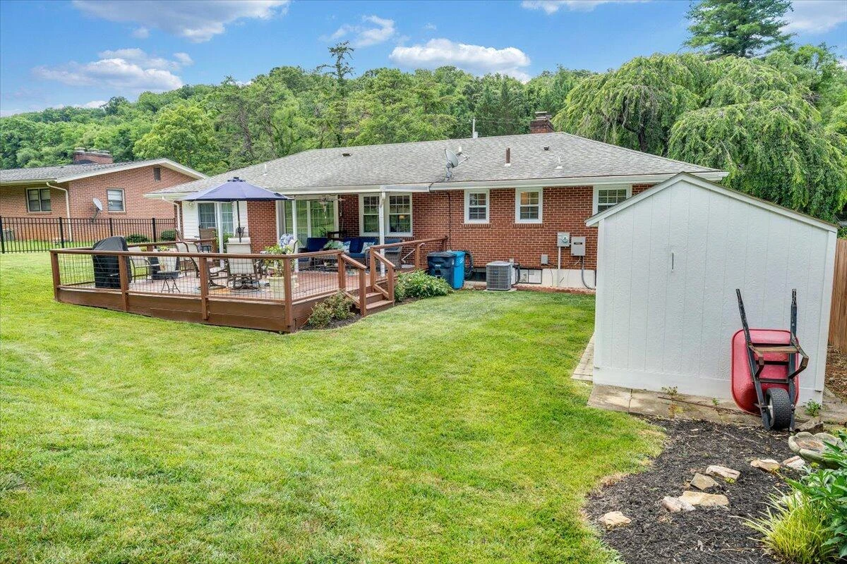 2739 Grandin RD SW - Photo 46