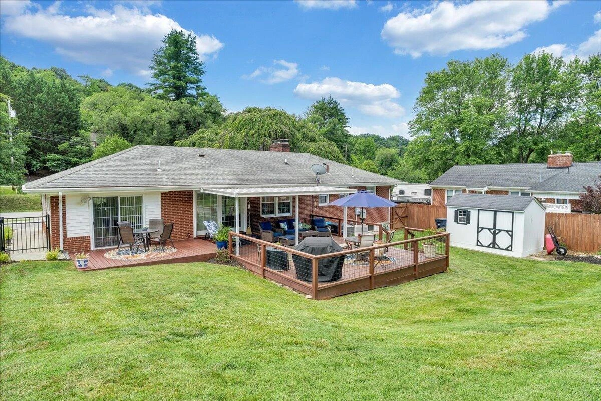 2739 Grandin RD SW - Photo 50
