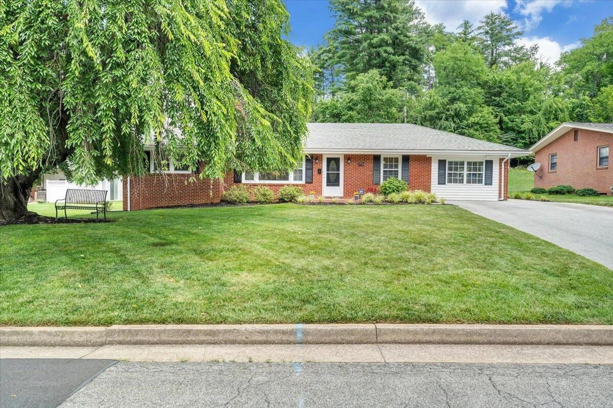 2739 Grandin RD SW - Photo 55
