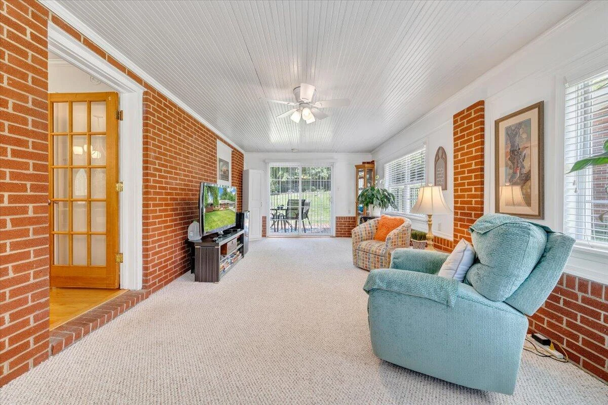 2739 Grandin RD SW - Photo 12