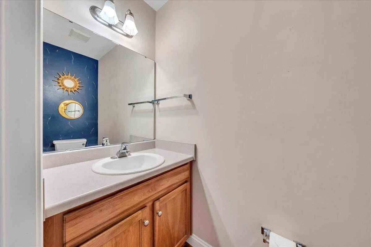 1397 Fieldgate RD - Photo 19