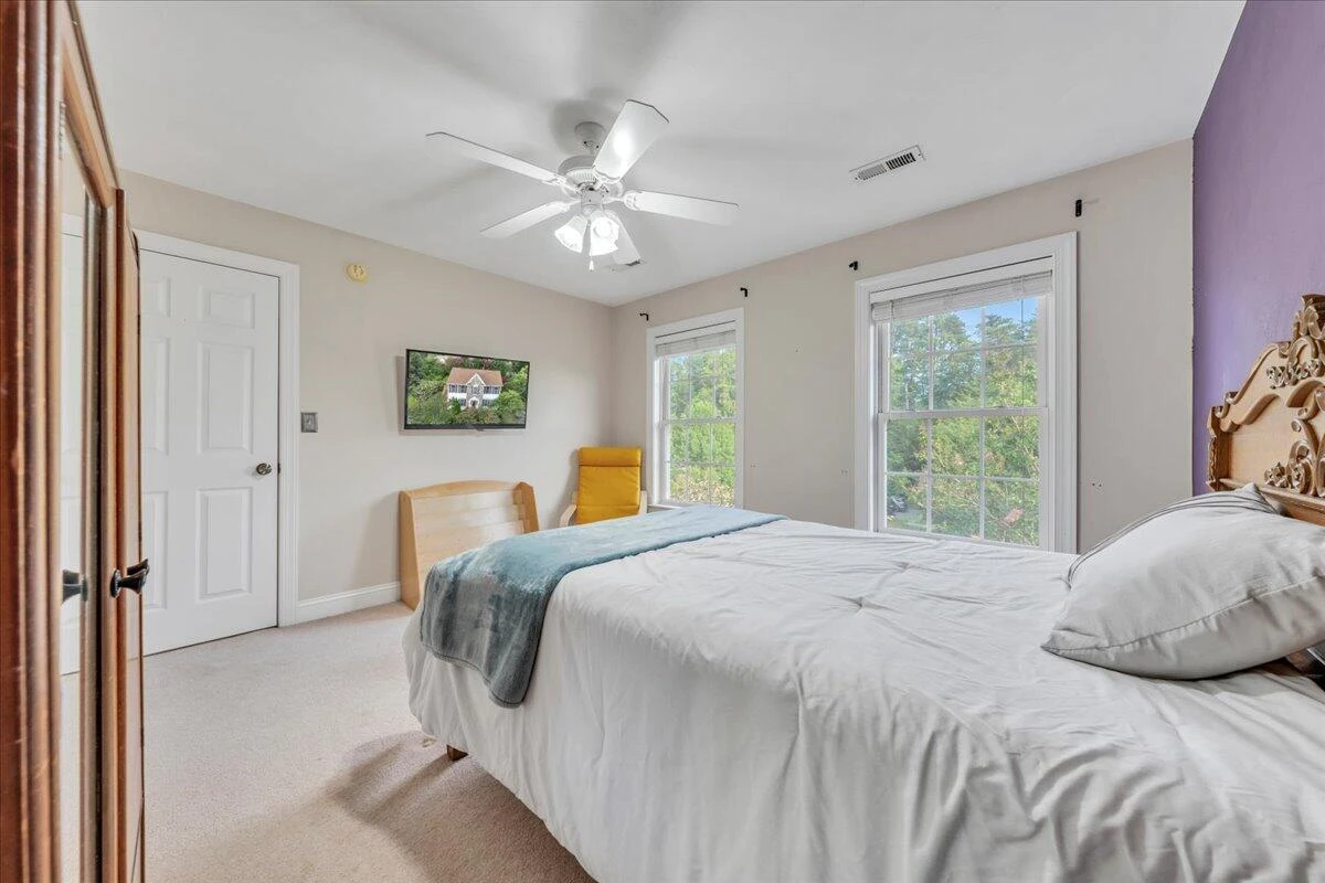 1397 Fieldgate RD - Photo 28