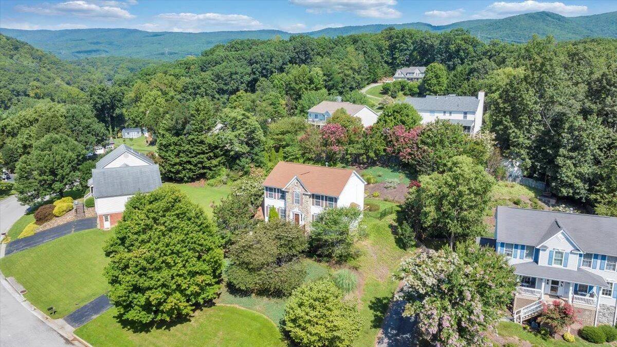 1397 Fieldgate RD - Photo 45
