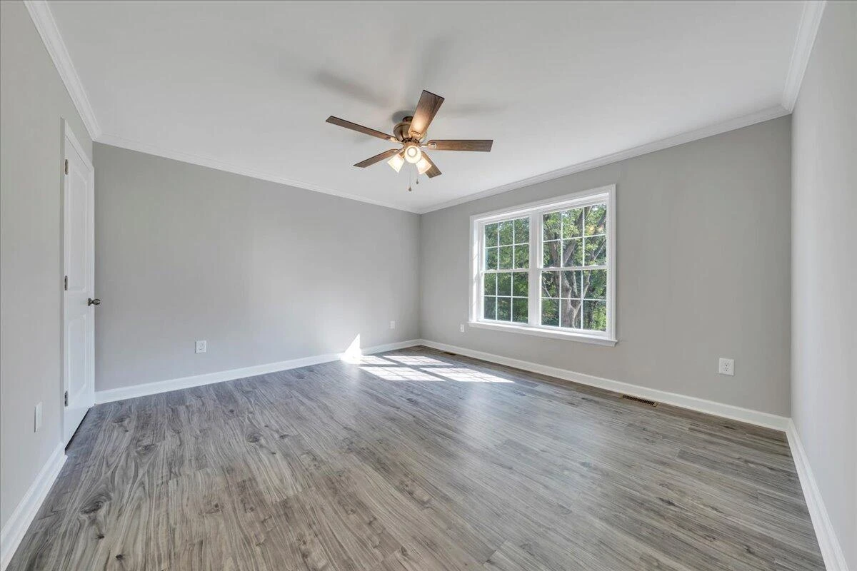 1800 Hardy RD - Photo 16