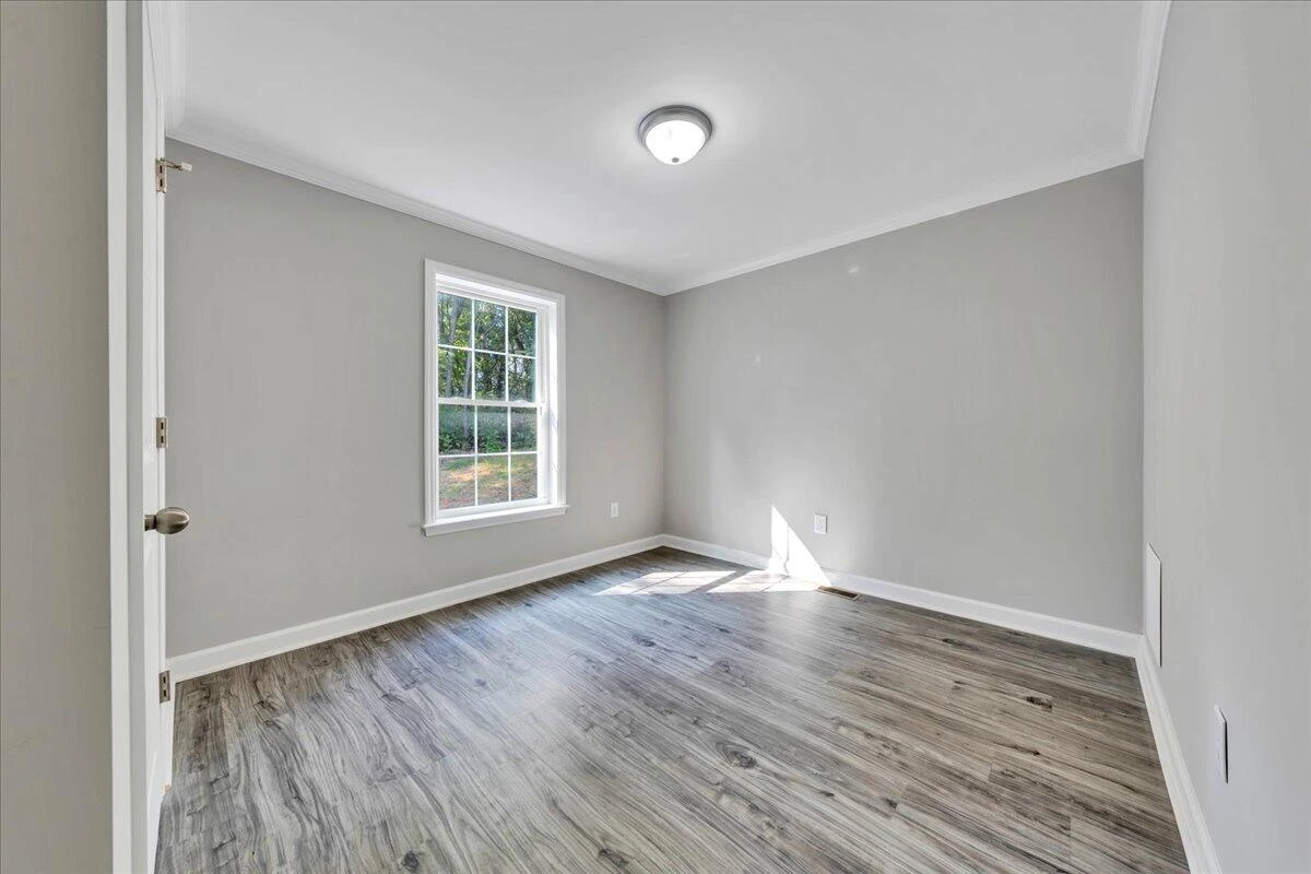 1800 Hardy RD - Photo 20